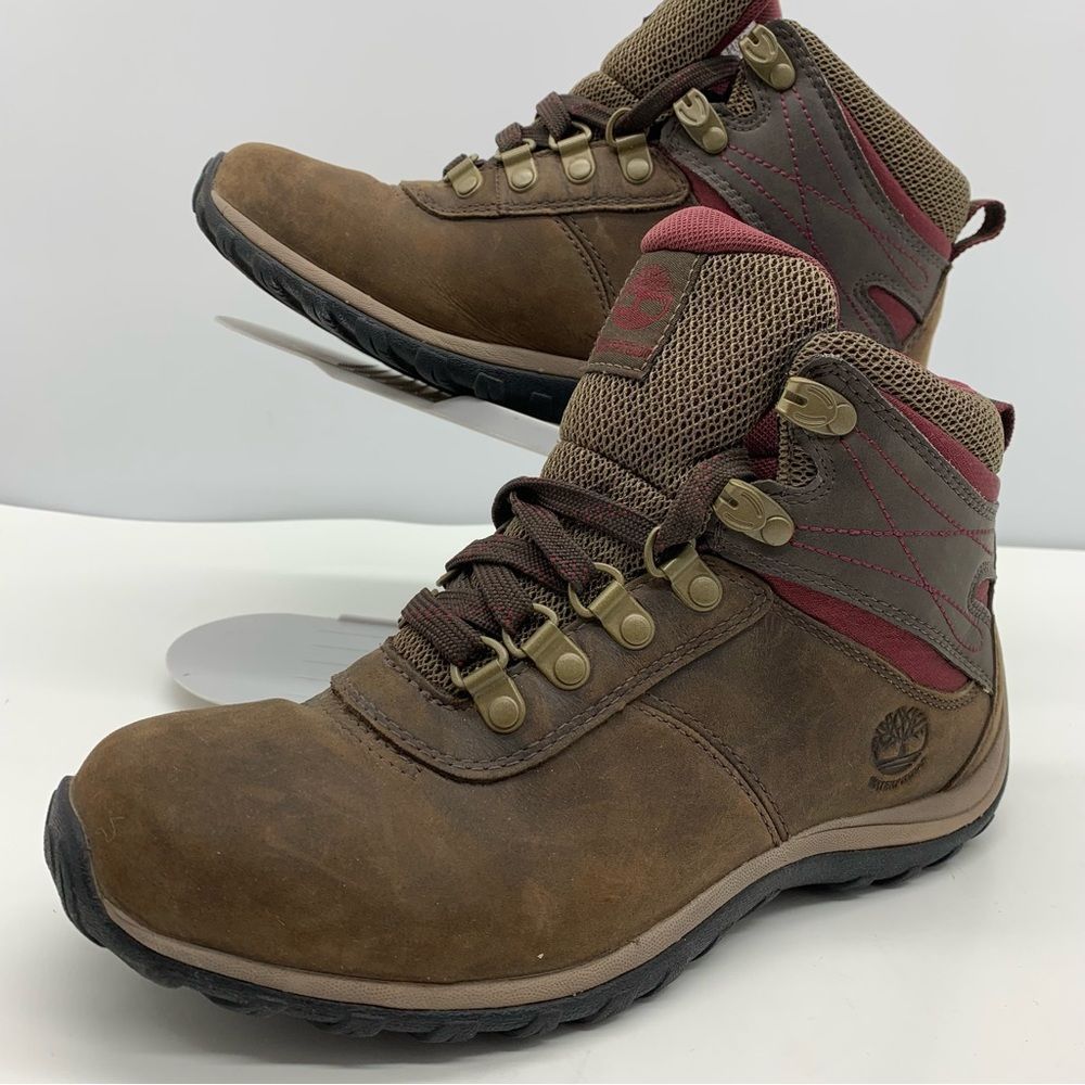 Timberland Hiking Boots Womens 7 Leather Waterproof Ankle Work Farm Outdoors